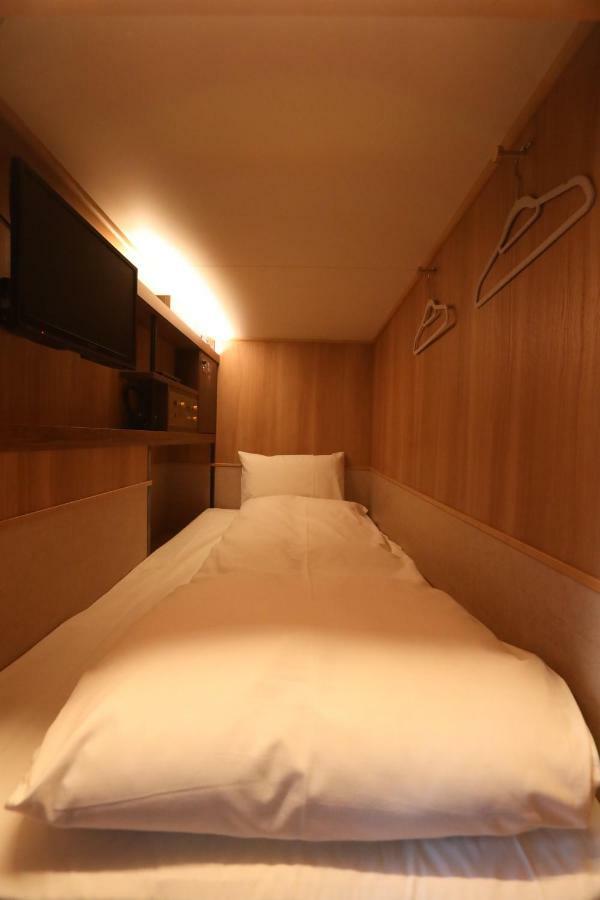 Cabin Inn Kyoto Sanjo Kawaramachi エクステリア 写真